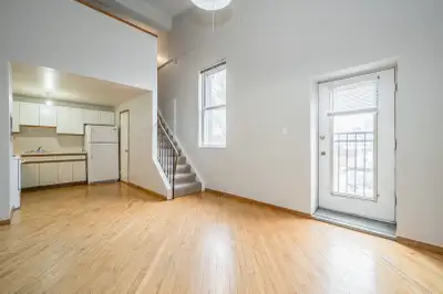 Discover loft-style living at 3 Regina Street North in Uptown Waterloo! Unit 209 1 Bedroom, 1 Bathro...