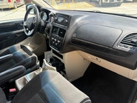 CERTIFIED!! 7 PASSENGER! 1 OWNER POLICE VAN!! SXT MODEL FULL STOW N GO!! REAR CLIMATE!! CRUISE CONTR... (image 7)