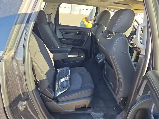 2016 Chevrolet Traverse in Cars & Trucks in Calgary - Image 29