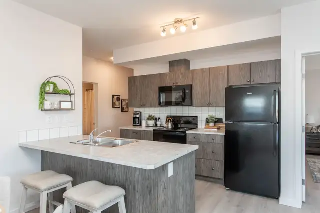 2 Bedroom Apartment **$699 Security Deposit Promo in Long Term Rentals in Red Deer - Image 22