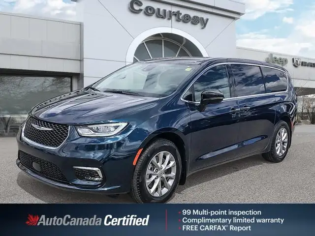 2025 Chrysler Pacifica Select | Apple/Android Auto | Clean