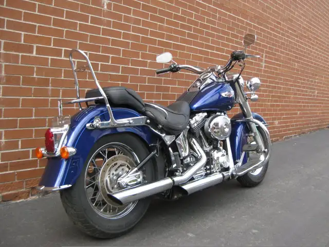 2006 HARLEY-DAVIDSON FLSTNI SOFTAIL DELUXE in Street, Cruisers & Choppers in City of Toronto - Image 4