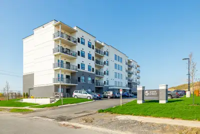 Brand New 2-Bedroom Suite 55+ Seniors Residence | 5 Baker Street, Thorold Welcome to Baker Street Se...
