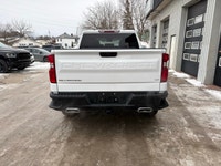 2024 Silverado LT Trail Boss, boasting only 24,031 kms and unmatched off-road capability straight fr... (image 6)