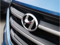 2017 HYUNDAI TUCSON SE - BC VEHICLE - BACKUP CAMERA - HEATED FRONT SEATS AND STEERING WHEEL - DUAL-C... (image 7)