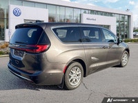 This Chrysler Pacifica boasts a Regular Unleaded V-6 3.6 L/220 engine powering this Automatic transm... (image 4)