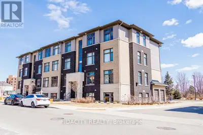 Bright and Beautiful 1090 sq ft 2 Bed and 2 Bath Condo! This condo is a must see with open concept l...