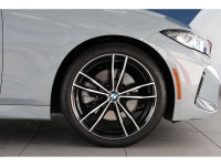 Sunroof, Heated Seats, Apple CarPlay, Navigation, Blind Spot Detection, Lane Departure Warning, Forw... (image 4)