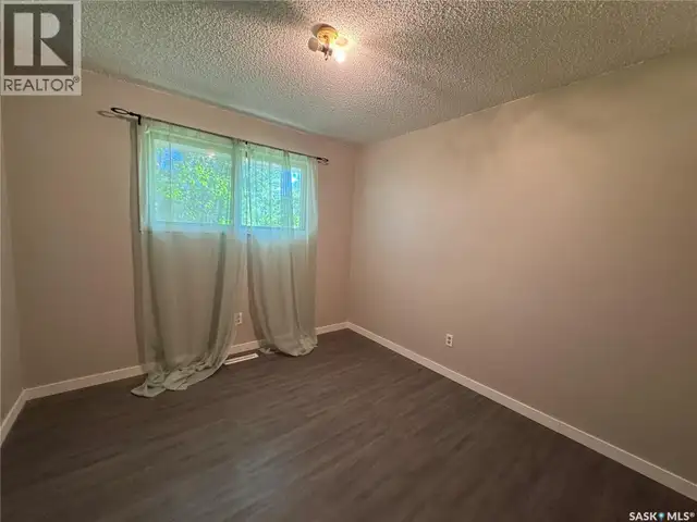 38 Kasper CRESCENT Assiniboia, Saskatchewan in Houses for Sale in Moose Jaw - Image 21