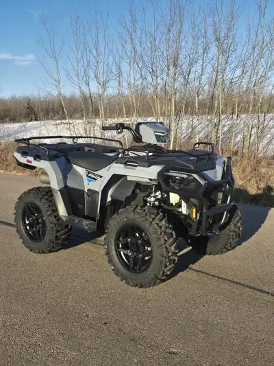 APPLY NOW: https://www.ridecollective.ca/get-pre-approved 2025 POLARIS SPORTSMAN 570 • 570cc engine...