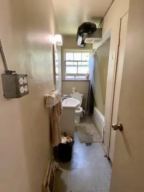 Student Rooms – Steps from Universities! - Furnished Rooms!! in Room Rentals & Roommates in Kitchener / Waterloo - Image 10
