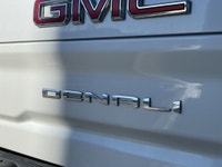 AMVIC Licensed Dealer Towing & Trailering Package | Heated Front Seats & Steering Wheel | 12.3 Drive... (image 6)