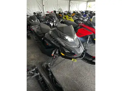 BRP MXZ XRS 850 Etec 137in. 2024 Voici la version française de votre description : --- À VENDRE Ski-...