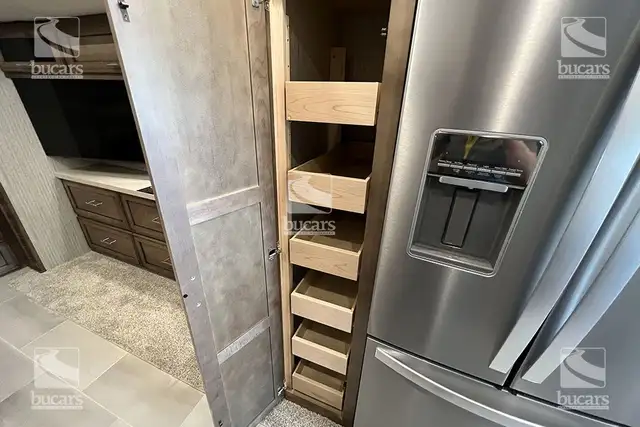 2023 NEWMAR SUPERSTAR 4061 in RVs & Motorhomes in Calgary - Image 29