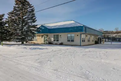 FOR LEASE Located in Riverside Light Industrial Park, this space offers 11,206 SF with a reception a...