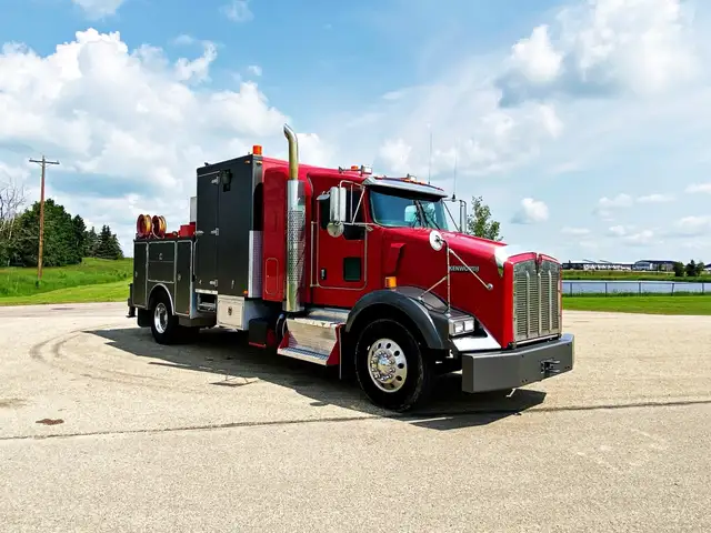 2013 KENWORTH T800 in Heavy Trucks in Saskatoon - Image 8