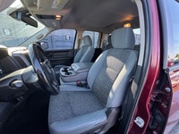 Low Mileage, Aluminum Wheels, Fog Lamps, Rear Camera, Cruise Control, Air Conditioning! This 2019 Ra... (image 5)