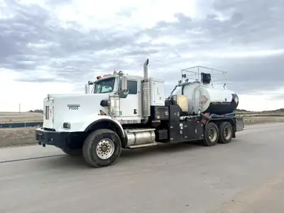 2007 Kenworth C500 6x4 Pressure Truck Comes with a Caterpillar C15 diesel engine, 500 HP, 11862 engi...