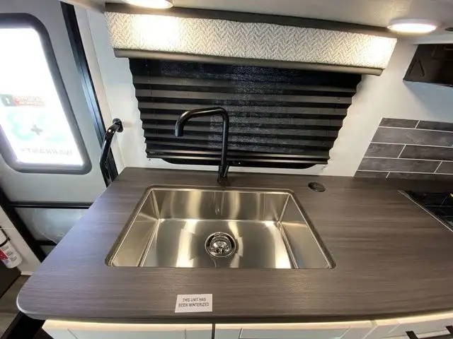 2026 Jayco Redhawk 24B in RVs & Motorhomes in Edmonton - Image 24