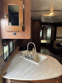 Looking for a two slide, family friendly camper? This one will check off all the boxes! Enjoy the do... (image 7)