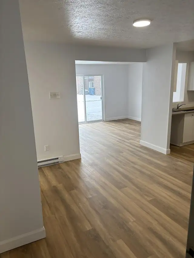 5 1/2 rénové à louer