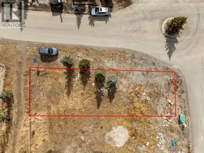 Breathtaking opportunity with this exclusive corner lot at CottageClub Ghost Lake. Offering unparall...