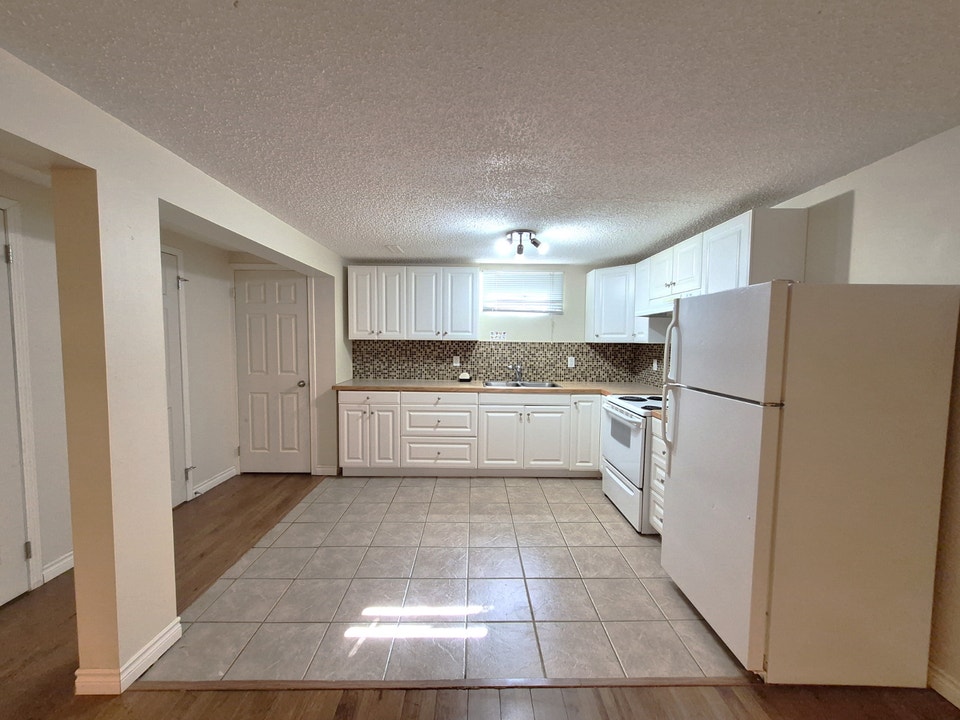 Near LRT-Gorgeous RENOD 2BR Legal Bsmt-Open Concept Ktchn/PetsOK 3