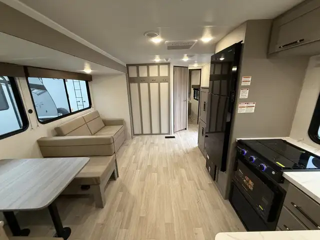 2026 KEYSTONE RV Hideout 291 BRWE in RVs & Motorhomes in Nelson - Image 42