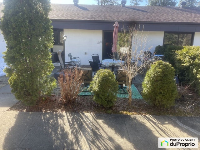 $183,900 - Condominium for sale in Ste-Agathe-Des-Monts — photo 1