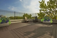 SPACIOUS BACHELOR APARTMENT FOR RENT IN OLD SOUTH LONDON! SELECT APARTMENTS FULLY REVITALIZED WITH P... (image 7)