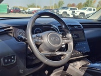 Come see this certified 2023 Hyundai Tucson Hybrid Luxury AWD | Leather | Sunroof | Adaptive Cruise... (image 8)