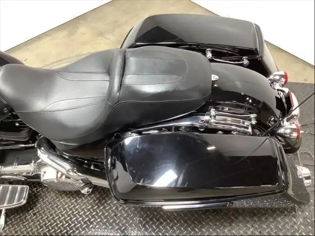 2015 harley-davidson Flxhi Street Glide Motorcycle in Cargo & Utility Trailers in Richmond - Image 19