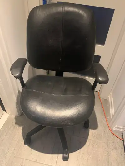 Leather Office Desk Computer Chair - Black Colour -Small Damage, View more