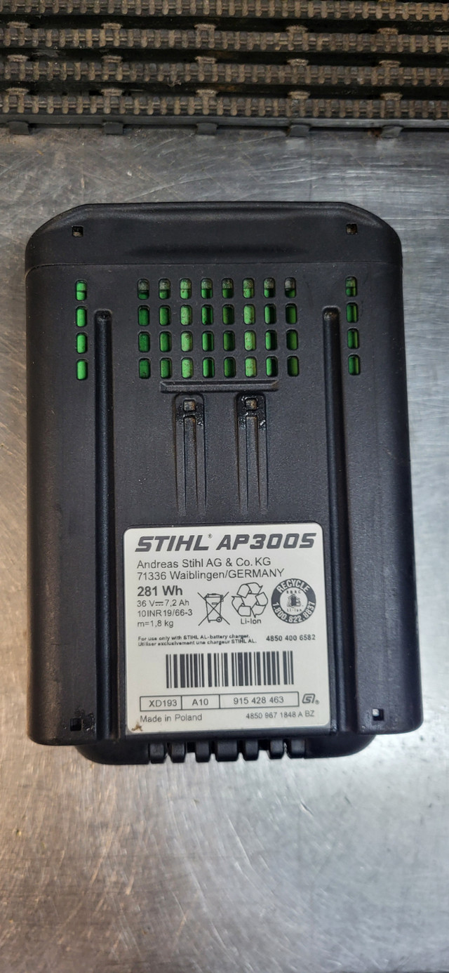 STIHL Battery AP 300 S in Power Tools in Ottawa - Image 3