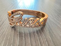 LIMITED EDITION Guess Gold Bracelet with Rhinestones