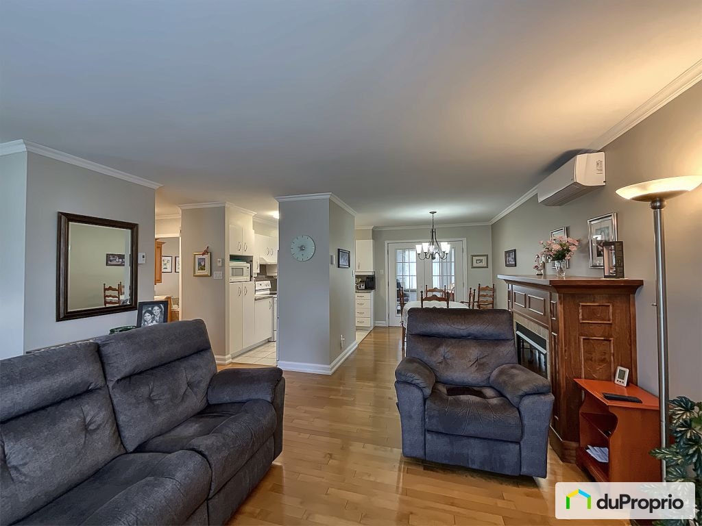 $469,000 - Bungalow for sale in Sherbrooke (Jacques-Cartier) — photo 3