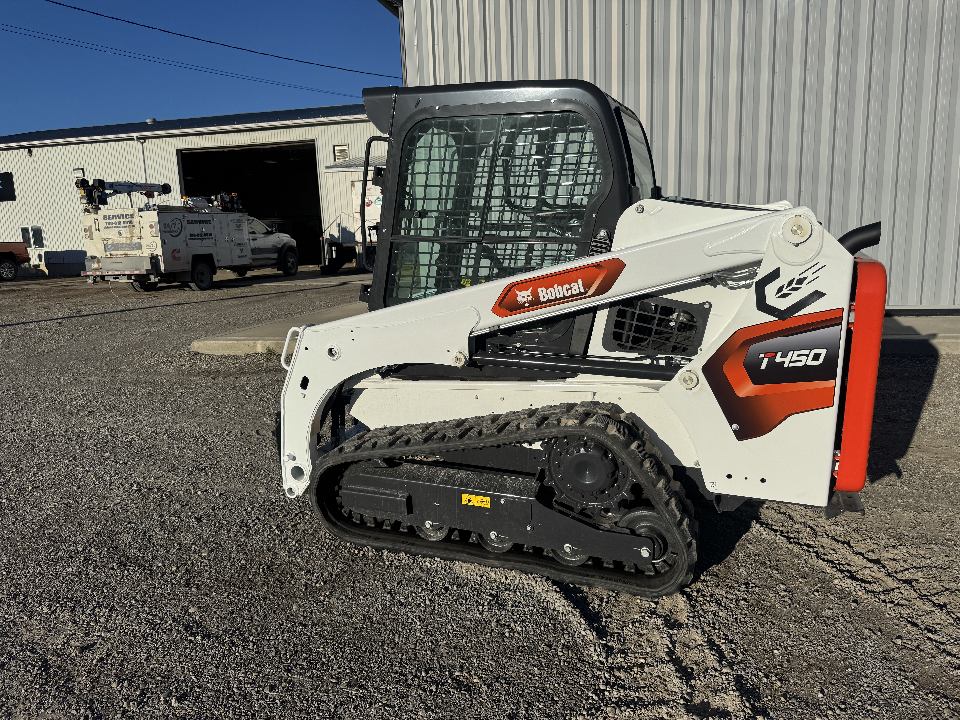 2025 Bobcat T450