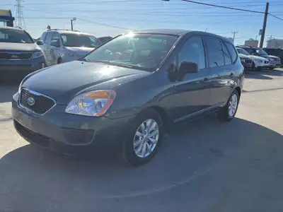 FINANCEMENT MAISON 100% APPROUVÉ AVEC 1000$ D'ACOMPTE 2012 Kia Rondo LX, Automatique, 4 Cyl 2.4L, 20...