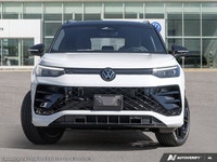 This Volkswagen Tiguan has a durable Intercooled Turbo Regular Unleaded I-4 2.0 L/121 engine powerin... (image 3)