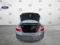 This AS-IS trade includes: Remote Keyless Entry Power Drivers Seat 8" Screen w/ AM/FM/CD Cruise Cont... (image 6)