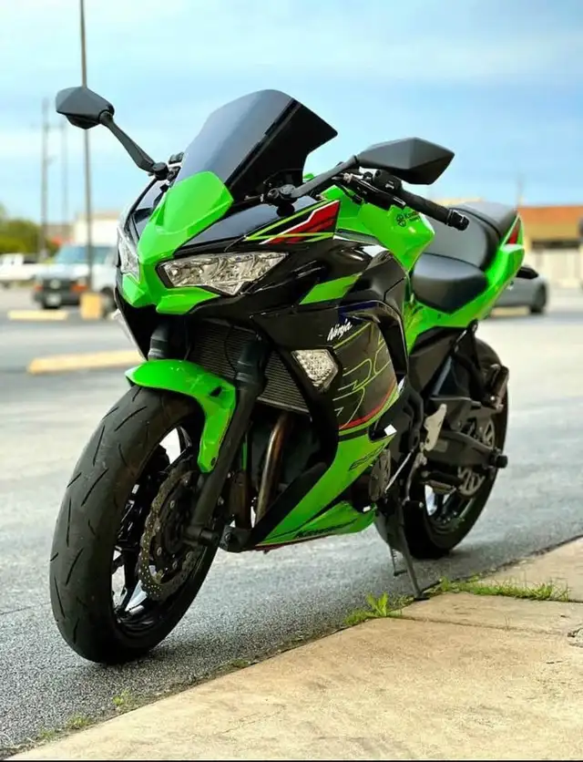 2023 KAWASAKI NINJA 650 KRT - FINANCE AVAILABLE!  in Sport Bikes in Winnipeg - Image 4