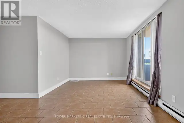 810 - 2020 JASMINE CRESCENT Ottawa, Ontario in Condos for Sale in Ottawa - Image 13