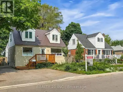 This spacious 3+2 Bedrooms 3 washrooms home is a hidden gem in the Cliffside Village community. Upda...