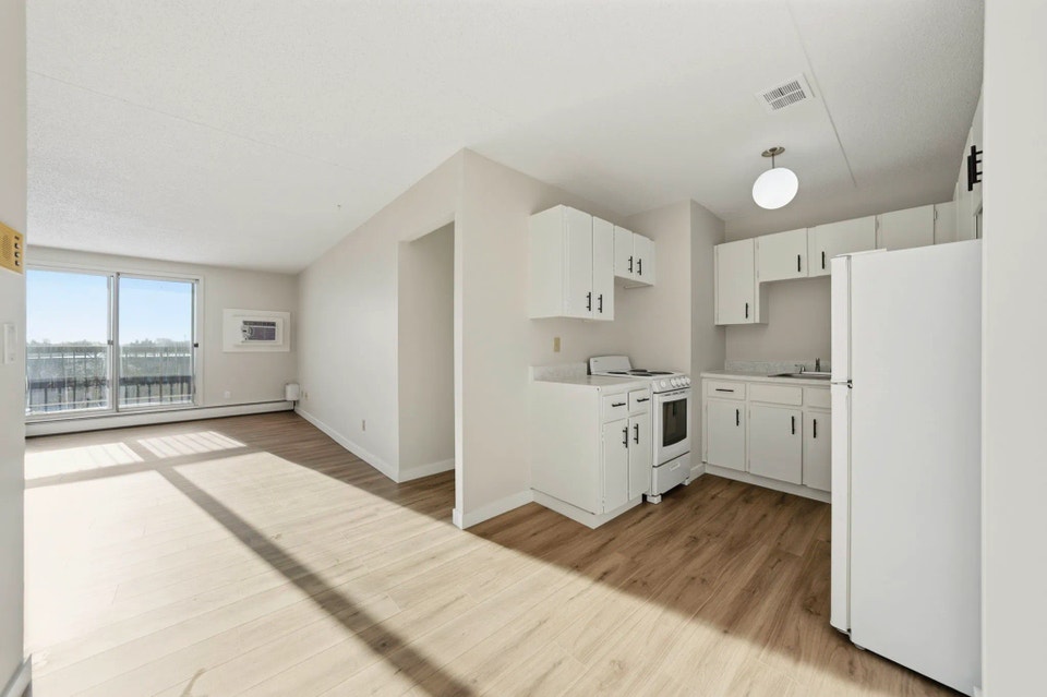 Modern Apartments with Air Conditioning - Northgate Manor II - A 2