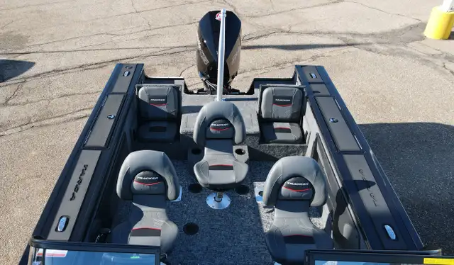 2025 TRACKER Targa V19 Combo TE Aluminum Fishing Boat in Powerboats & Motorboats in Vernon - Image 16