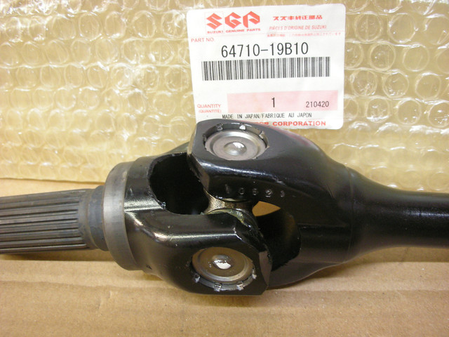 Suzuki rear axle NOS 64710-19b10 in Other in Stratford - Image 3