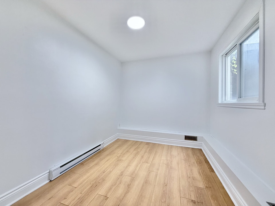 3 et demi - Petite-Italie - Électros + WiFi inclus - Dispo mtn! 4