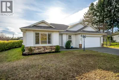 Bright and move-in ready, this well-maintained 3 bed/2 bath rancher sits on a generous 0.21 acre lot...
