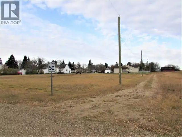 110 Alberta Street Kingman, Alberta in Land for Sale in Strathcona County - Image 4