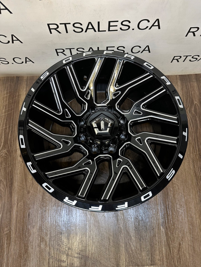 20x10 TIS Rims 8x170 Ford F-250 350 Superduty in Tires & Rims in Saskatoon